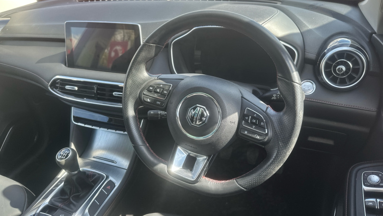 MG Hs 1.5 T-GDI Exclusive 5dr Petrol Hatchback